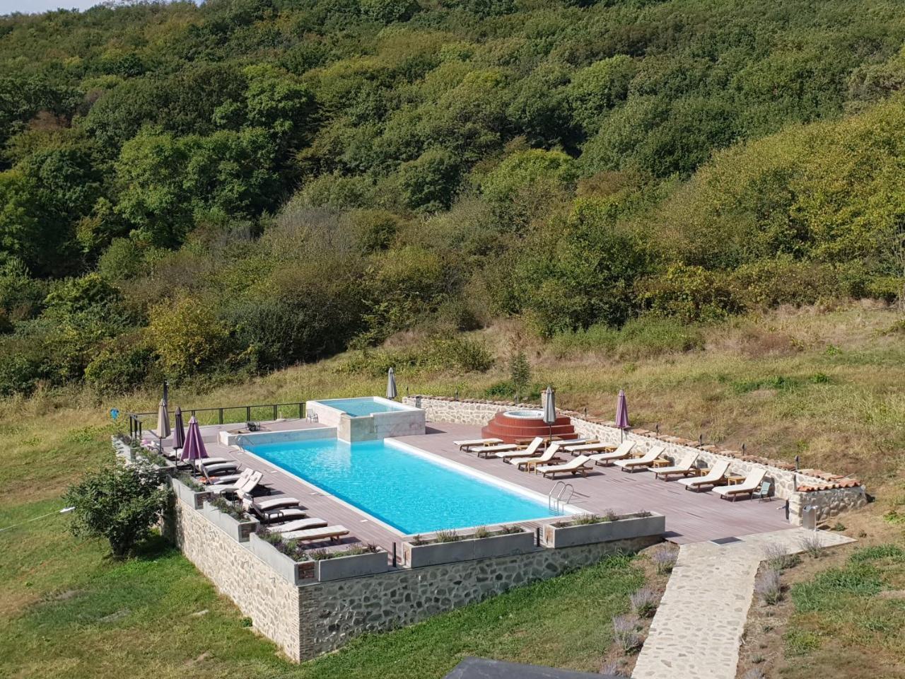 Hotel Babaneuris Marani Exterior foto